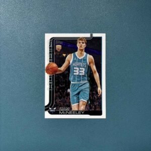 Liam McNeeley (Charlotte Hornets) – Topps Flagship #229 Rookie Card (RC)